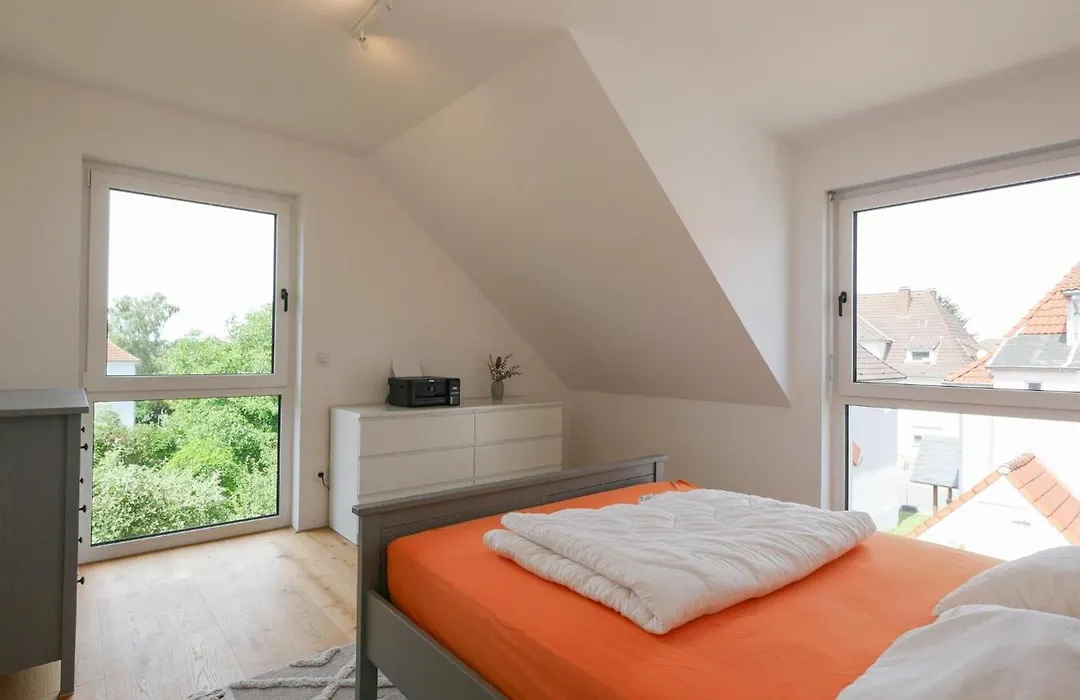 Eleganter Neubau-Luxus in Paderborn&stilvoller Rückzugsort für bis zu 9 Gäste-1