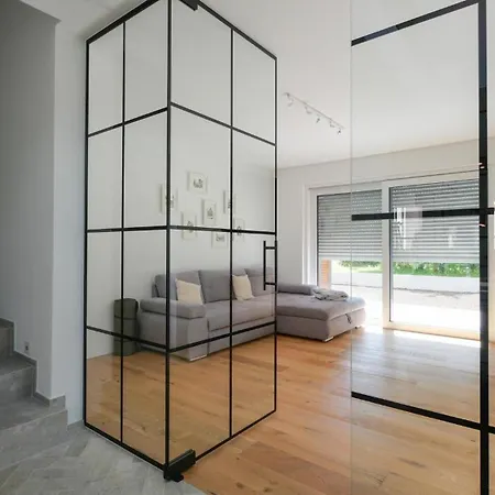 Eleganter Neubau-Luxus in Paderborn&stilvoller Rückzugsort für bis zu 9 Gäste-2